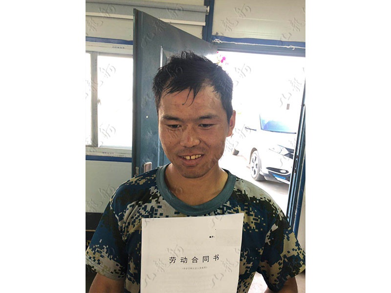 朱先生 钢筋工 27 JLG000110 1156184748 